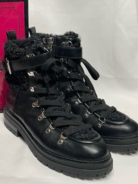 Women’s size 8.5 Circus Black Lined Combat Boots Excellent Condition Worn twice